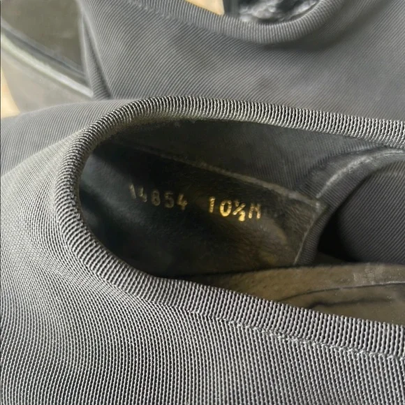 Donald J. Pliner Black Minimalist Sandals - Picture 8 of 9